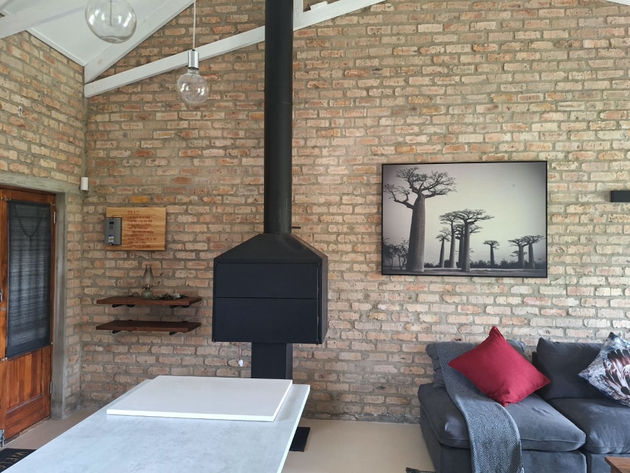 To Let 2 Bedroom Property for Rent in Pringle Bay Western Cape